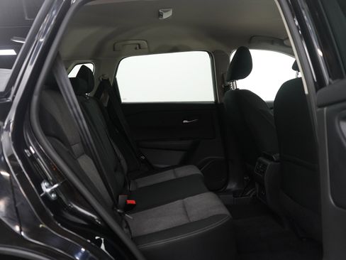 Used 2025 Nissan Rogue SV AWD/4WD image 12