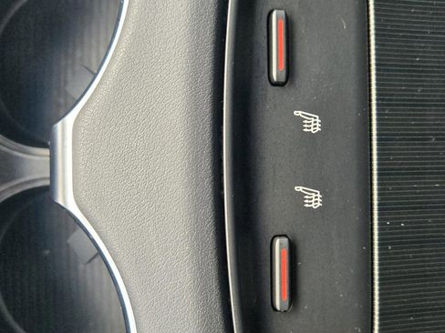 Used 2023 Toyota Venza Nightshade image 24