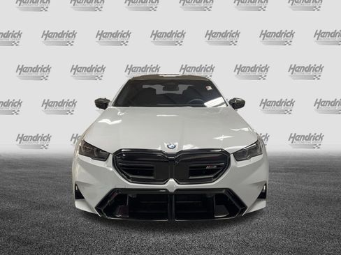 Used 2026 BMW M5 w/ Carbon Package AWD/4WD image 3