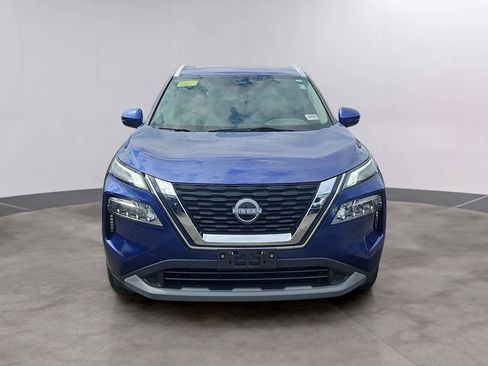Used 2022 Nissan Rogue SV w/ SV Premium Package image 11