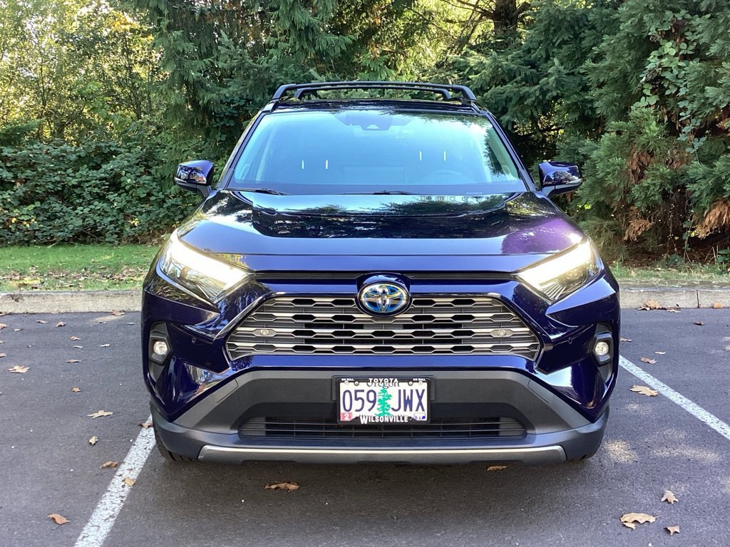 Certified 2023 Toyota RAV4 Limited w/ Limited Grade Weather Package AWD/4WD image 21