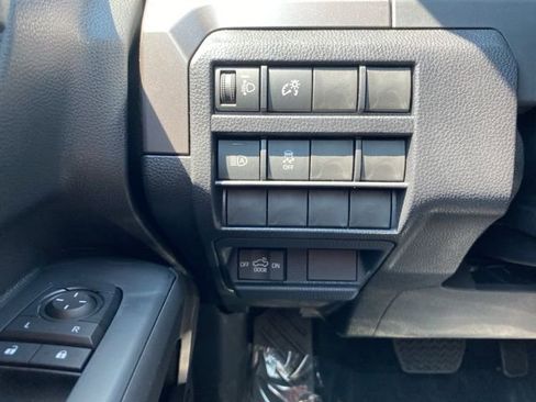 New 2025 Toyota Tacoma TRD Off-Road AWD/4WD image 31