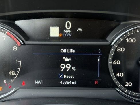 Used 2023 Cadillac XT6 Premium Luxury image 17