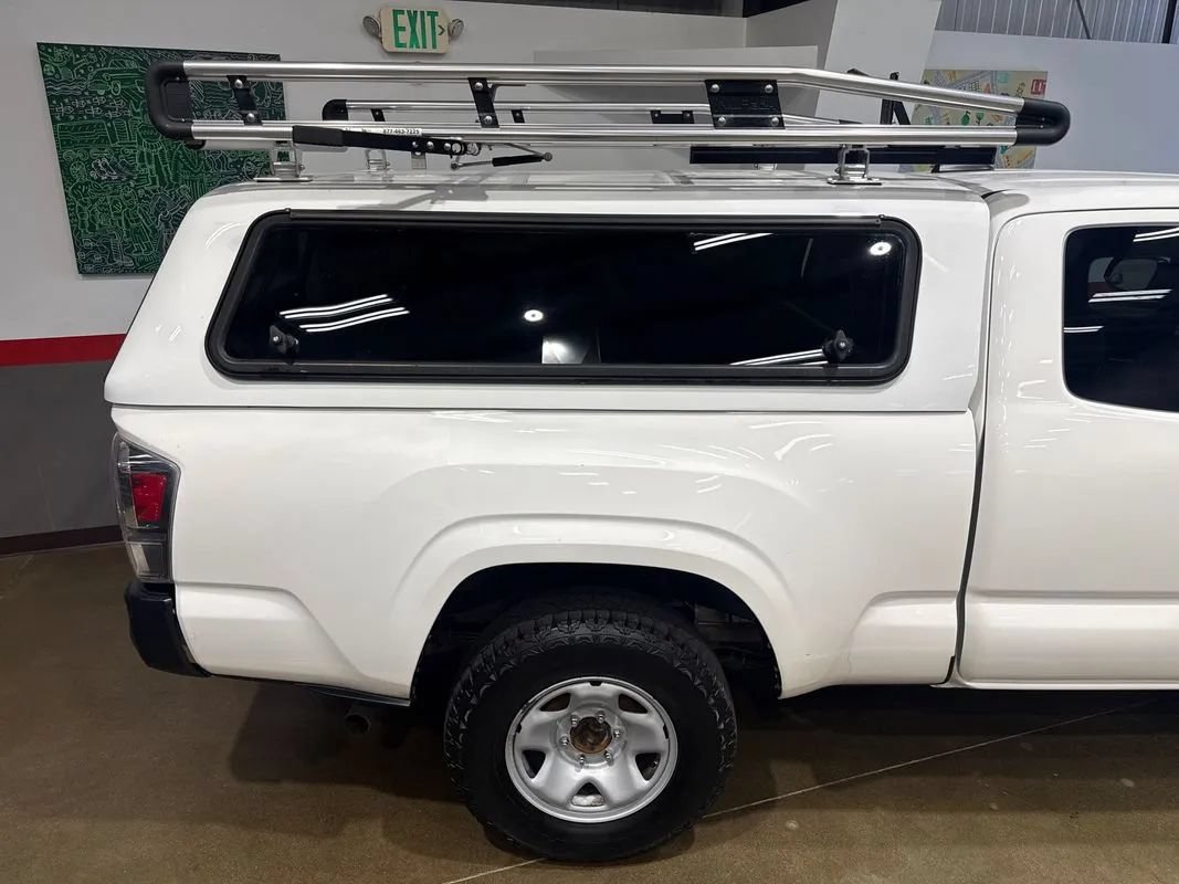Used 2022 Toyota Tacoma SR AWD/4WD image 45