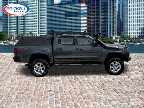 Used 2019 Toyota Tacoma SR w/ SR Convenience Package RWD image 2