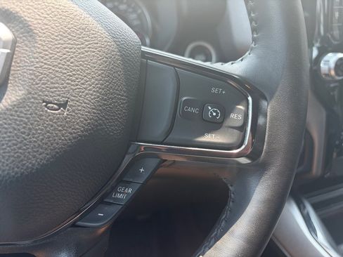Used 2024 RAM 1500 Big Horn AWD/4WD image 41