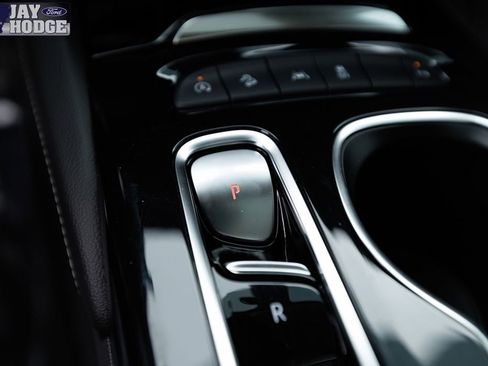 Used 2023 Buick Envision Essence w/ Technology Package I image 28