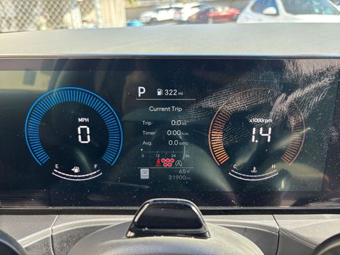 Used 2025 Hyundai Santa Fe SEL image 41