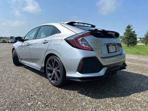 Used 2018 Honda Civic Sport Touring image 9
