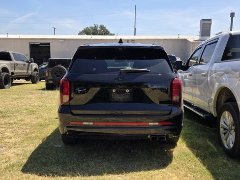 Used 2024 Hyundai Palisade Calligraphy AWD/4WD image 5