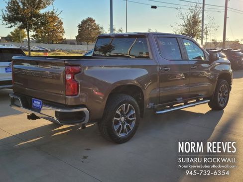 Used 2019 Chevrolet Silverado 1500 LT w/ Texas Edition image 17