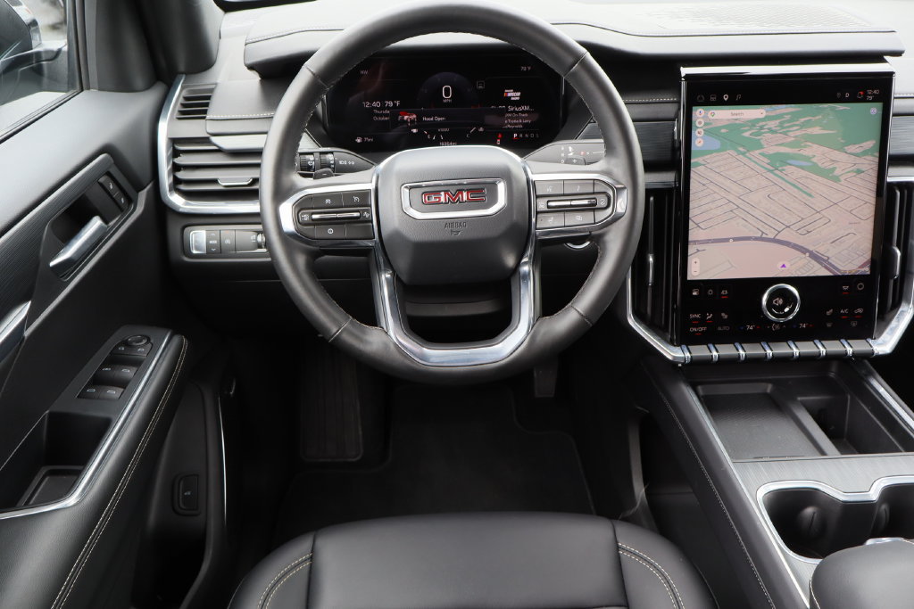 Certified 2026 GMC Acadia Elevation w/ Elevation Premium Package FWD image 24