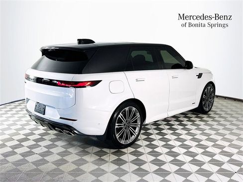 Used 2025 Land Rover Range Rover Sport Autobiography image 7