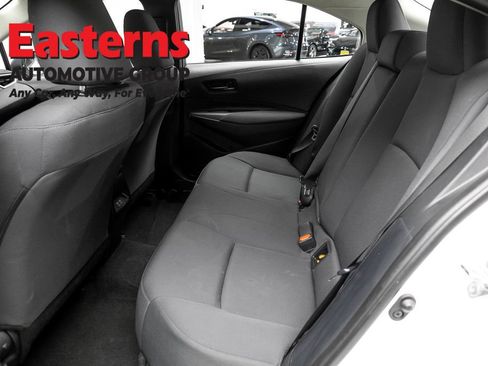 Used 2023 Toyota Corolla LE FWD image 20