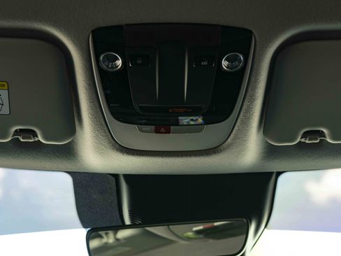 Used 2025 Kia Seltos S FWD image 35