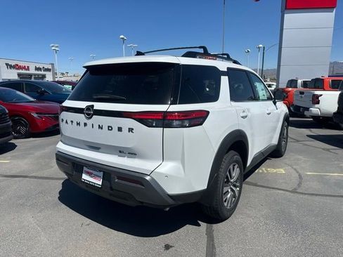 New 2026 Nissan Pathfinder SL AWD/4WD image 10