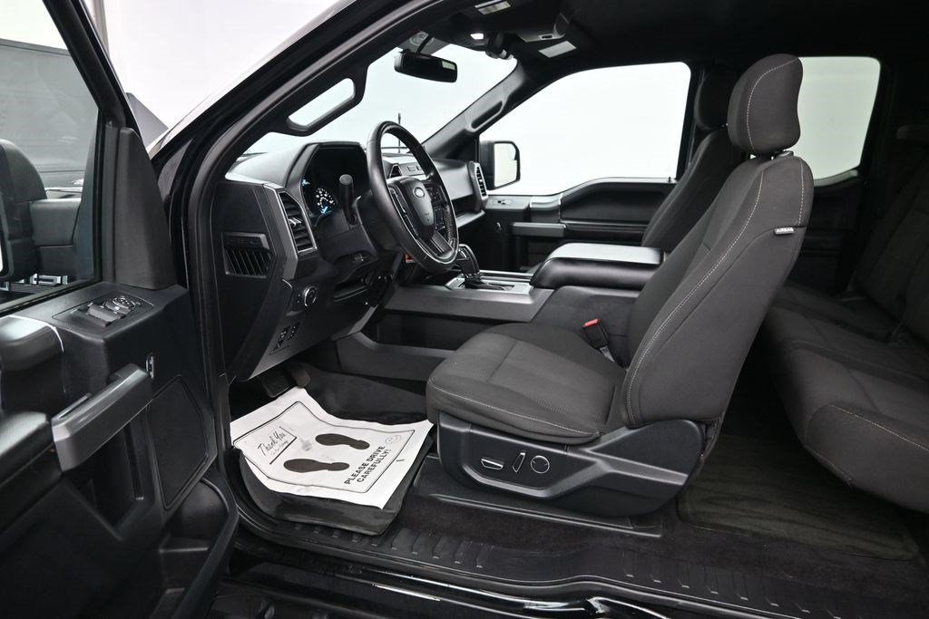 Used 2017 Ford F150 XLT w/ Equipment Group 302A Luxury AWD/4WD image 12