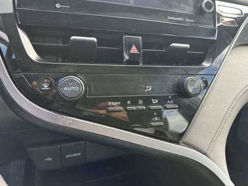 Used 2023 Toyota Camry SE image 23