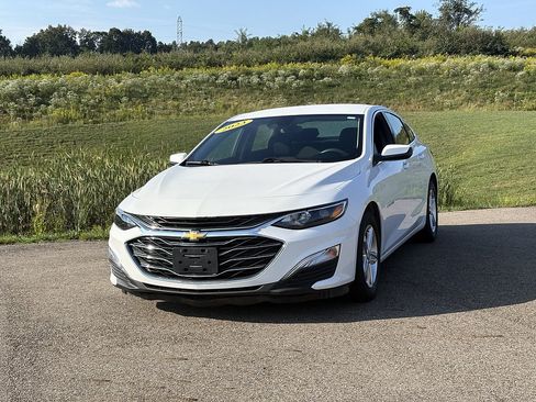 Used 2023 Chevrolet Malibu LS w/ Driver Confidence Package FWD image 1