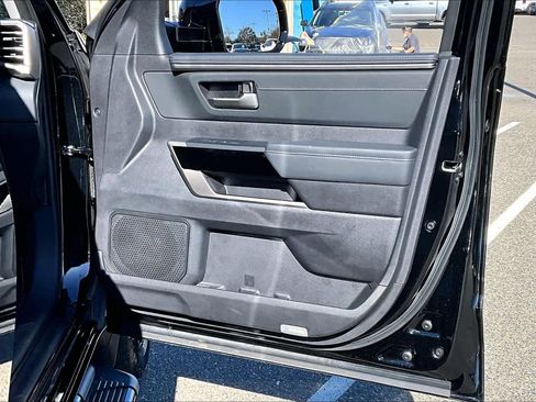 Used 2023 Toyota Tundra Limited image 22