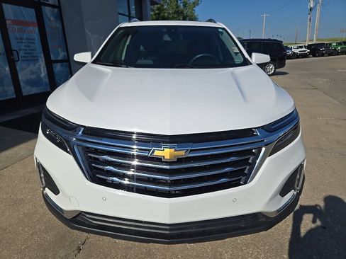 Used 2023 Chevrolet Equinox Premier AWD/4WD image 15