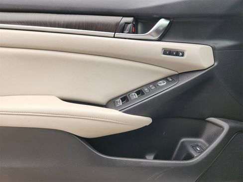 Certified 2021 Honda Accord EX-L image 22