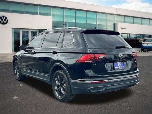 Used 2022 Volkswagen Tiguan SE w/ Panoramic Sunroof Package AWD/4WD image 7