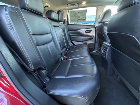 Used 2023 Nissan Murano SV image 17