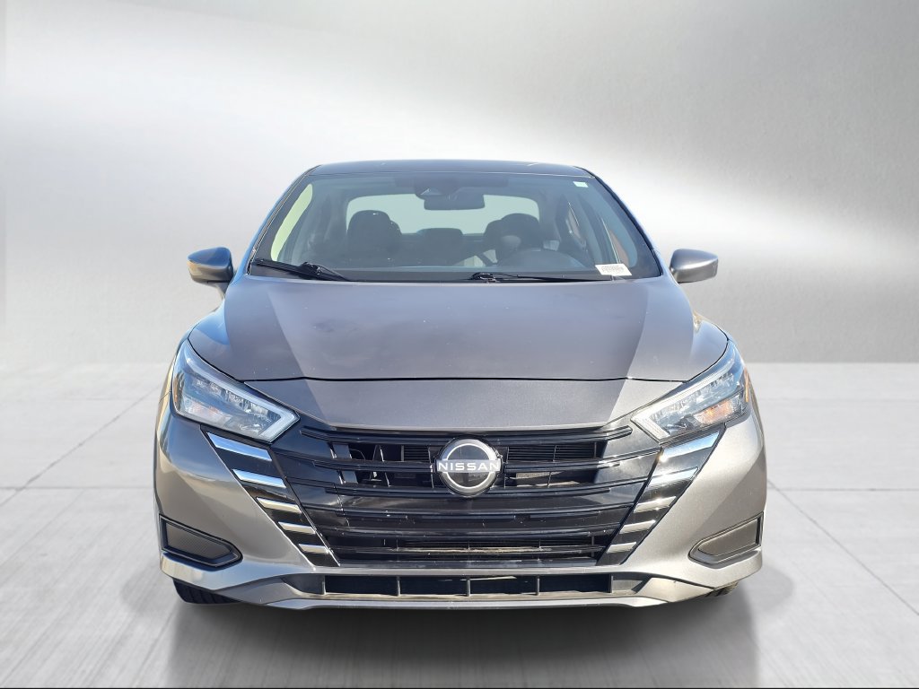 Used 2025 Nissan Versa SV FWD image 7