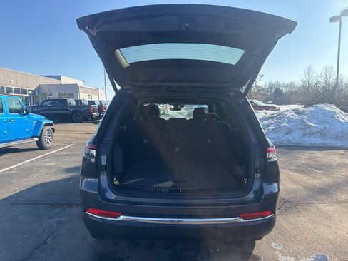 New 2026 Jeep Grand Cherokee Laredo X AWD/4WD image 40