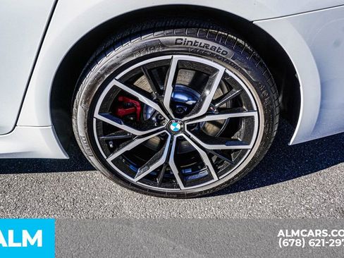 Used 2023 BMW 540i w/ Executive Package image 17