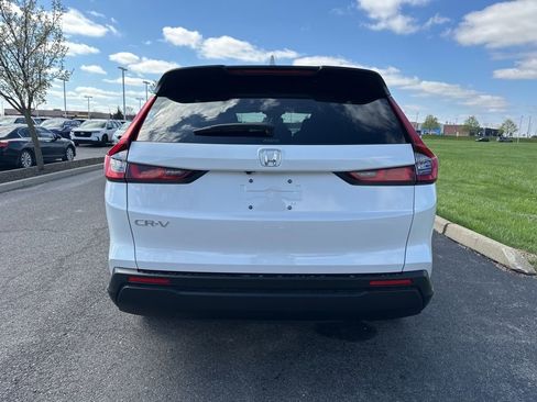 Used 2025 Honda CR-V EX image 10