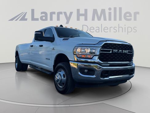 Used 2023 RAM 3500 Big Horn w/ Level 1 Equipment Group AWD/4WD image 7
