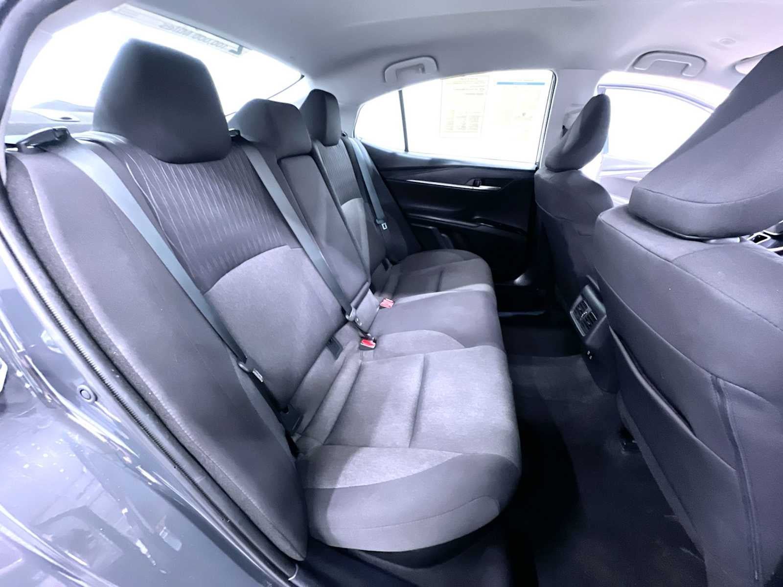 Used 2025 Toyota Camry LE FWD image 36