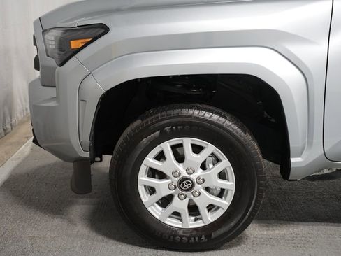 Used 2024 Toyota Tacoma SR5 RWD image 5