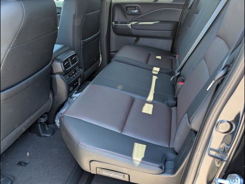 New 2026 Honda Ridgeline Black Edition image 13