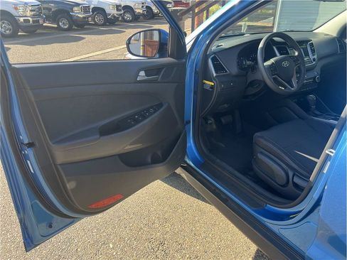 Used 2016 Hyundai Tucson SE FWD image 16