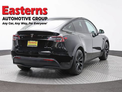 Used 2021 Tesla Model Y Long Range AWD/4WD image 5