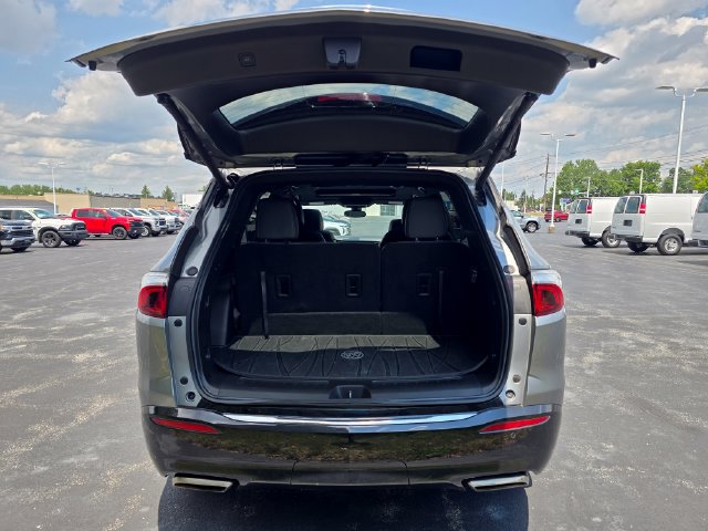 Used 2023 Buick Enclave Essence w/ Experience Buick Package AWD/4WD image 5