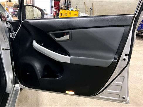 Used 2012 Toyota Prius Four image 22