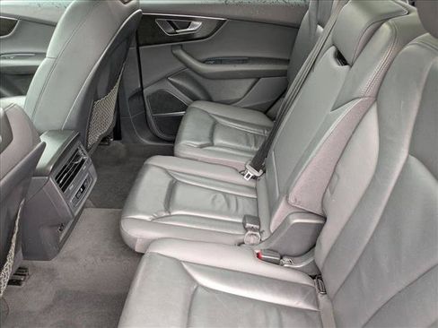 Used 2021 Audi Q7 3.0T Premium Plus AWD/4WD image 19
