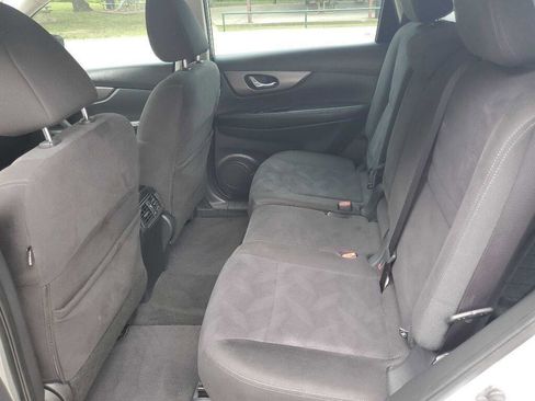 Used 2015 Nissan Rogue S image 19