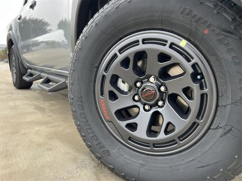 New 2026 Nissan Frontier Pro-X image 9