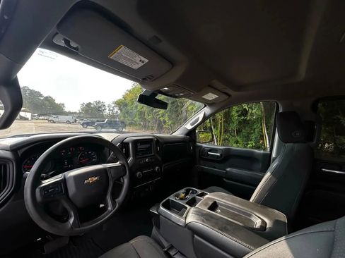 Used 2020 Chevrolet Silverado 1500 Custom w/ Trailering Package image 22