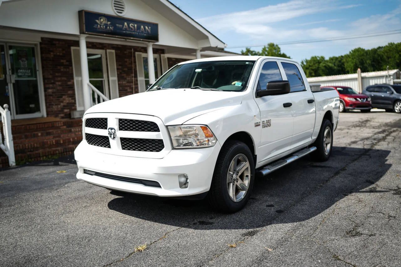 Used 2014 RAM 1500 Express RWD image 9