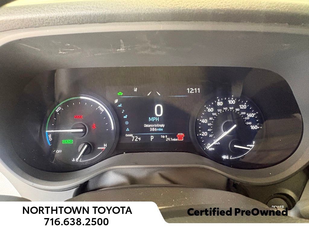 Used 2025 Toyota Sienna LE w/ LE Plus Package AWD/4WD image 27