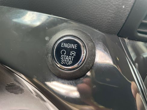 Used 2014 Ford Escape Titanium FWD image 19