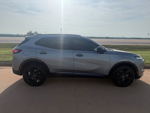 Used 2025 Buick Envision Sport Touring image 2