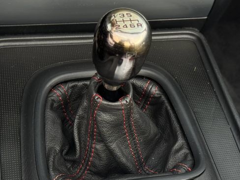 Used 2000 Honda S2000 image 19