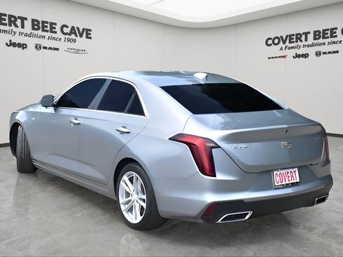 Used 2023 Cadillac CT4 Luxury image 3